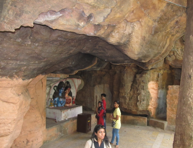 Jata Shankar Mandir, Damoh, Madhya Pradesh - Vushii.com Jata Shankar Mandir, Damoh, Madhya Pradesh - Vushii.com